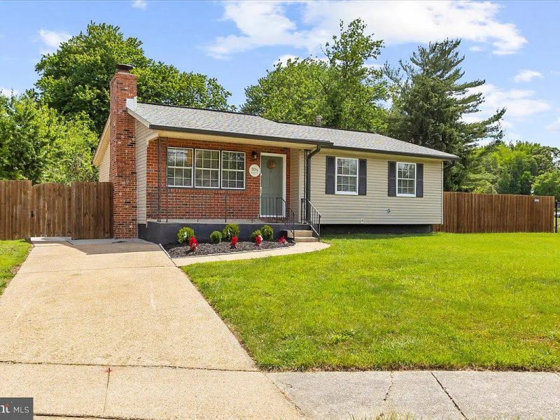 Renovated rancher funded by MD Private Lender